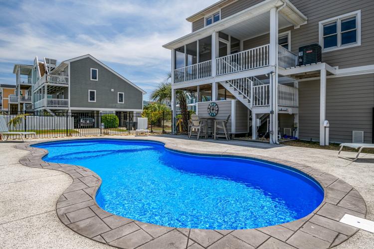 holden-beach-pool-rentals