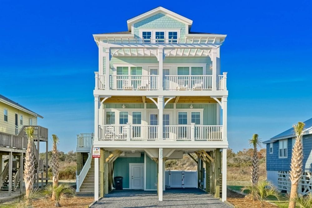 beach vacation rental exterior